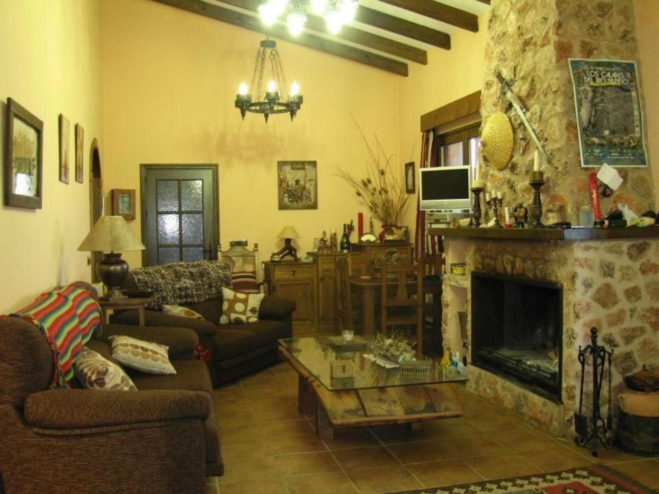 Casa Rural El Tejo Riopar Exterior photo